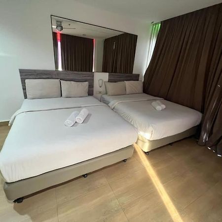 Tropical Hotel Kota Damansara Petaling Jaya Exteriér fotografie
